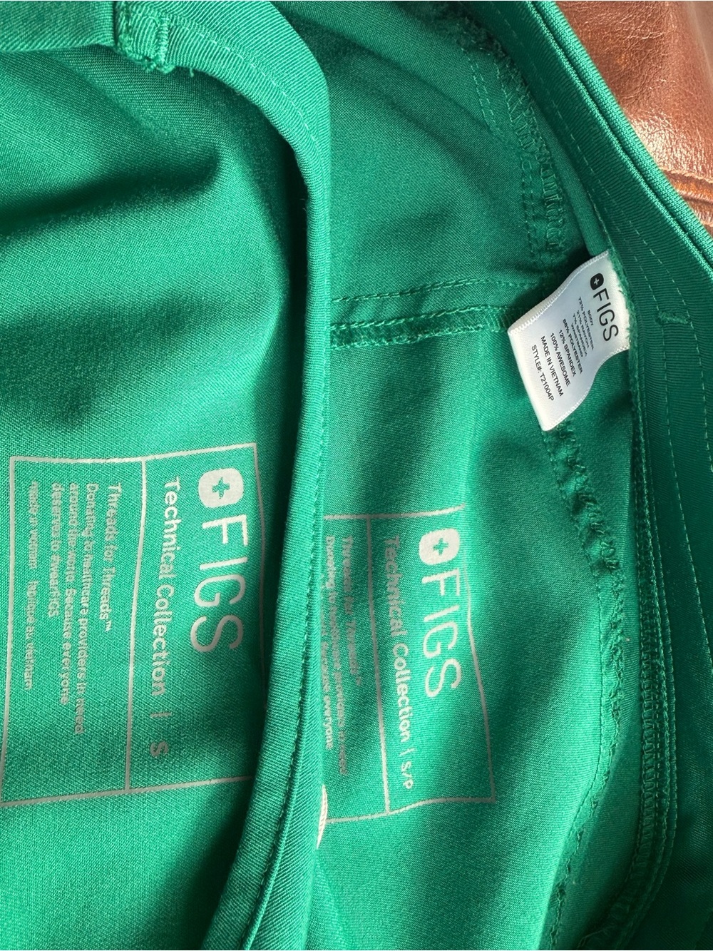 SMALL Figs Green Figs Set w/ Petite Joggers EUC - Picture 3 of 3